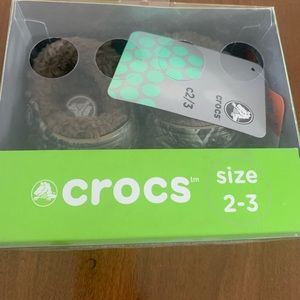Infant crocs